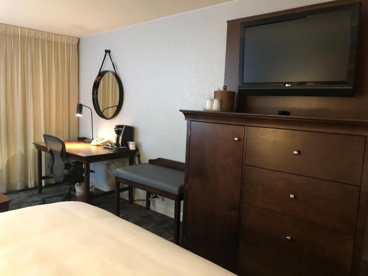 Crowne Plaza Chicago-Northbrook By Ihg Hotel Exterior foto